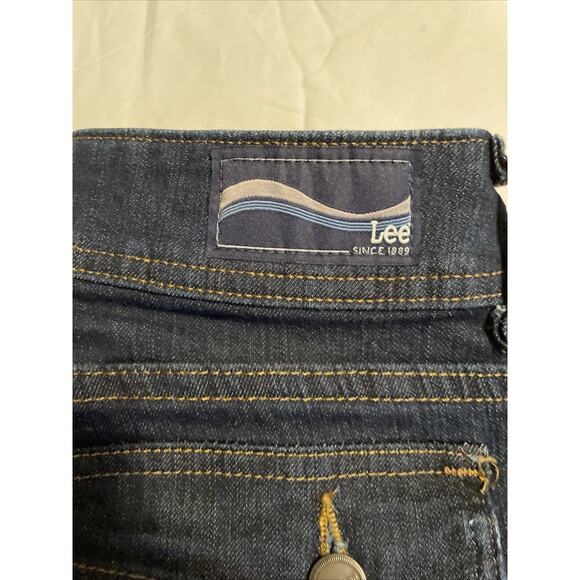 Lee Size 6 Perfect Fit Just Below The Waist Straight Leg DarkWash Women's Jeans - Picture 4 of 9